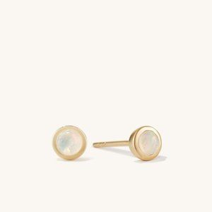 MEJURI - Opal Cabochon Studs